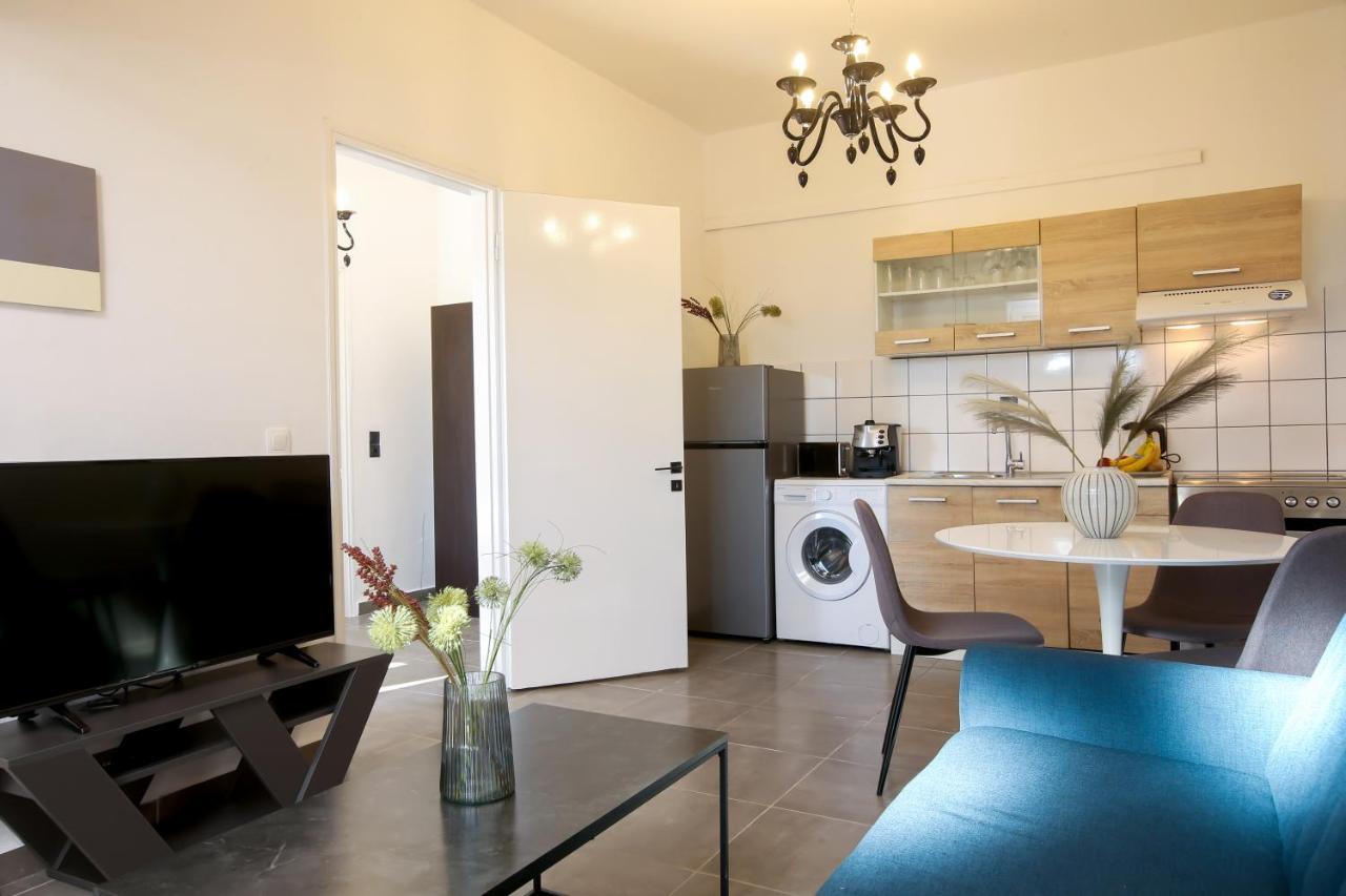 Luxury Apartments Christos Гувия Екстериор снимка
