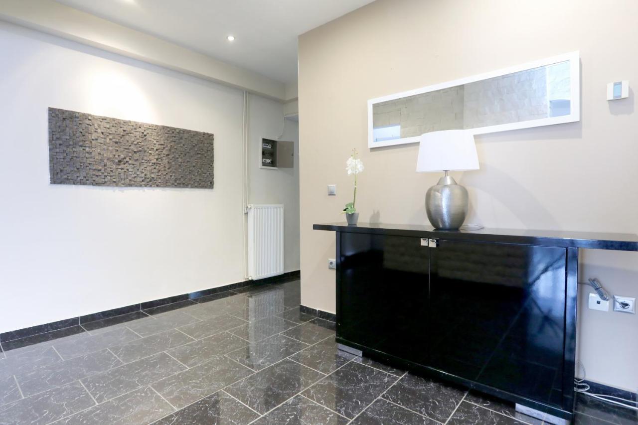 Luxury Apartments Christos Гувия Екстериор снимка