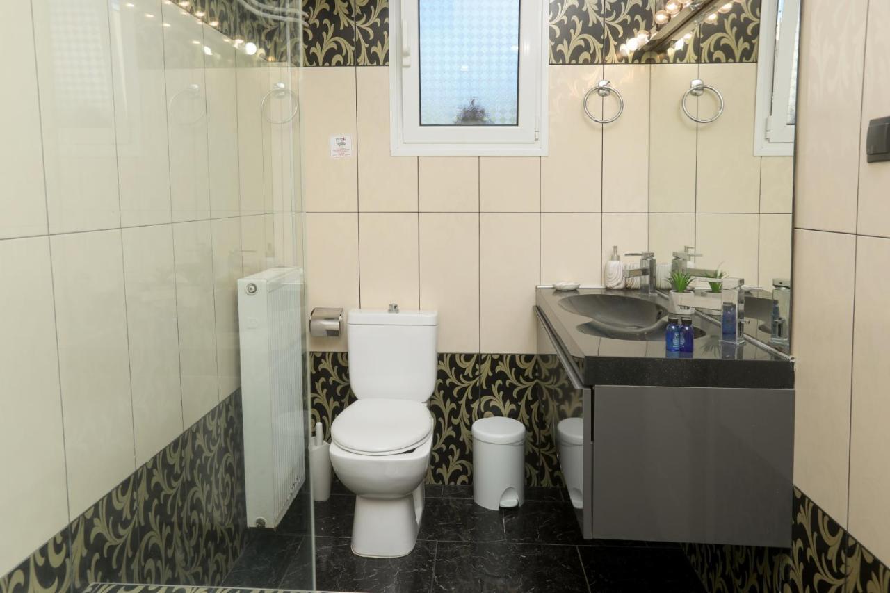 Luxury Apartments Christos Гувия Екстериор снимка