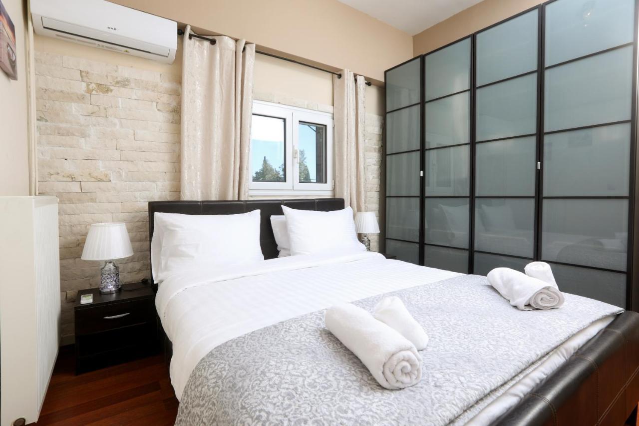 Luxury Apartments Christos Гувия Екстериор снимка