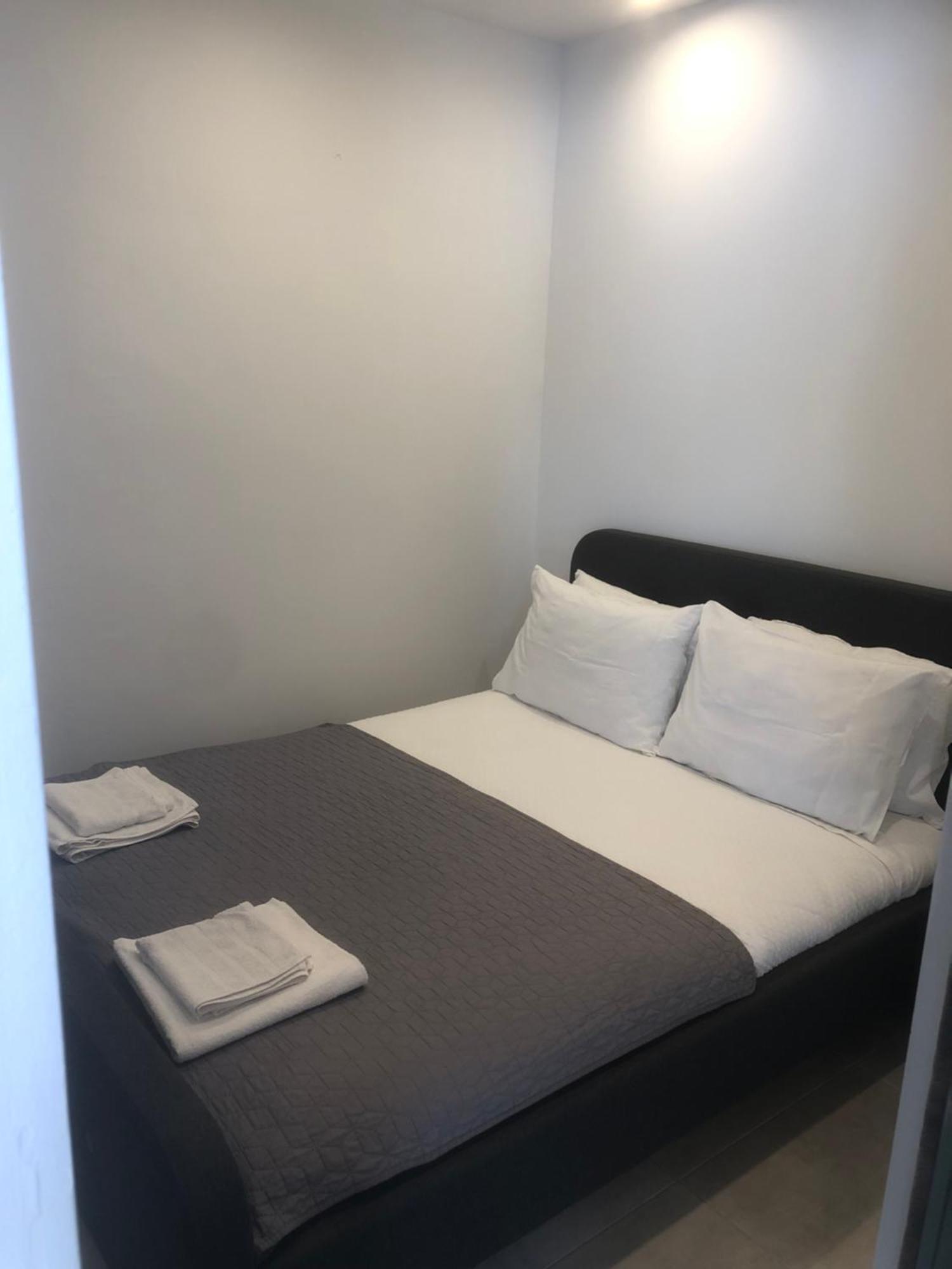 Luxury Apartments Christos Гувия Екстериор снимка
